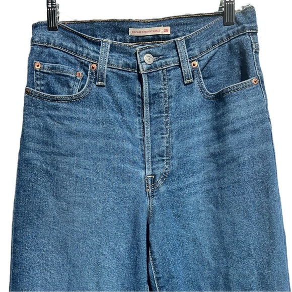 🌻Levi's Light Wash Ribcage Straight Ankle Jeans Size 28 | EUC - Picture 2 of 10